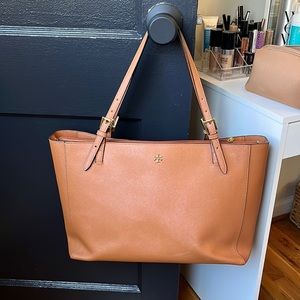 Tory Burch Emerson Tote in Luggage Brown